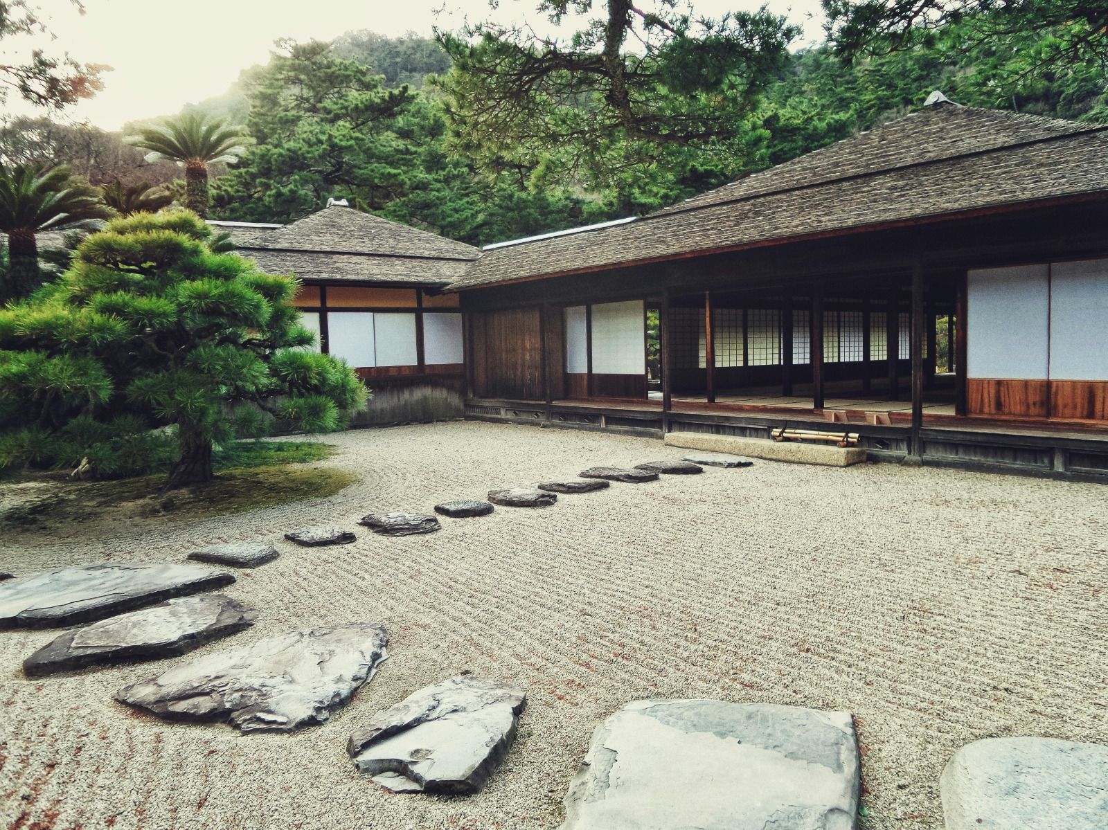taman rumah jepang